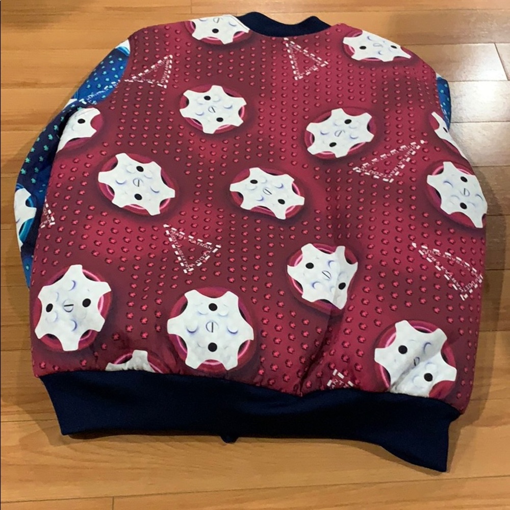 Jacket - Picture 2 of 3